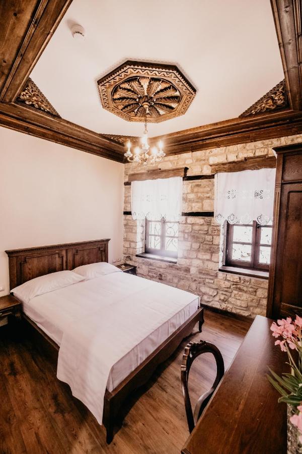 Beratino Hotel *
